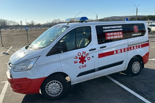 Перевезення лежачих хворих по Україні: особливості та рекомендації